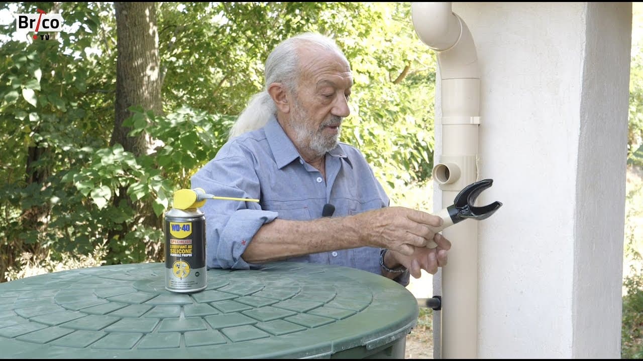 Miniature — Installer un système de récupération d’eau de pluie sur une gouttière
